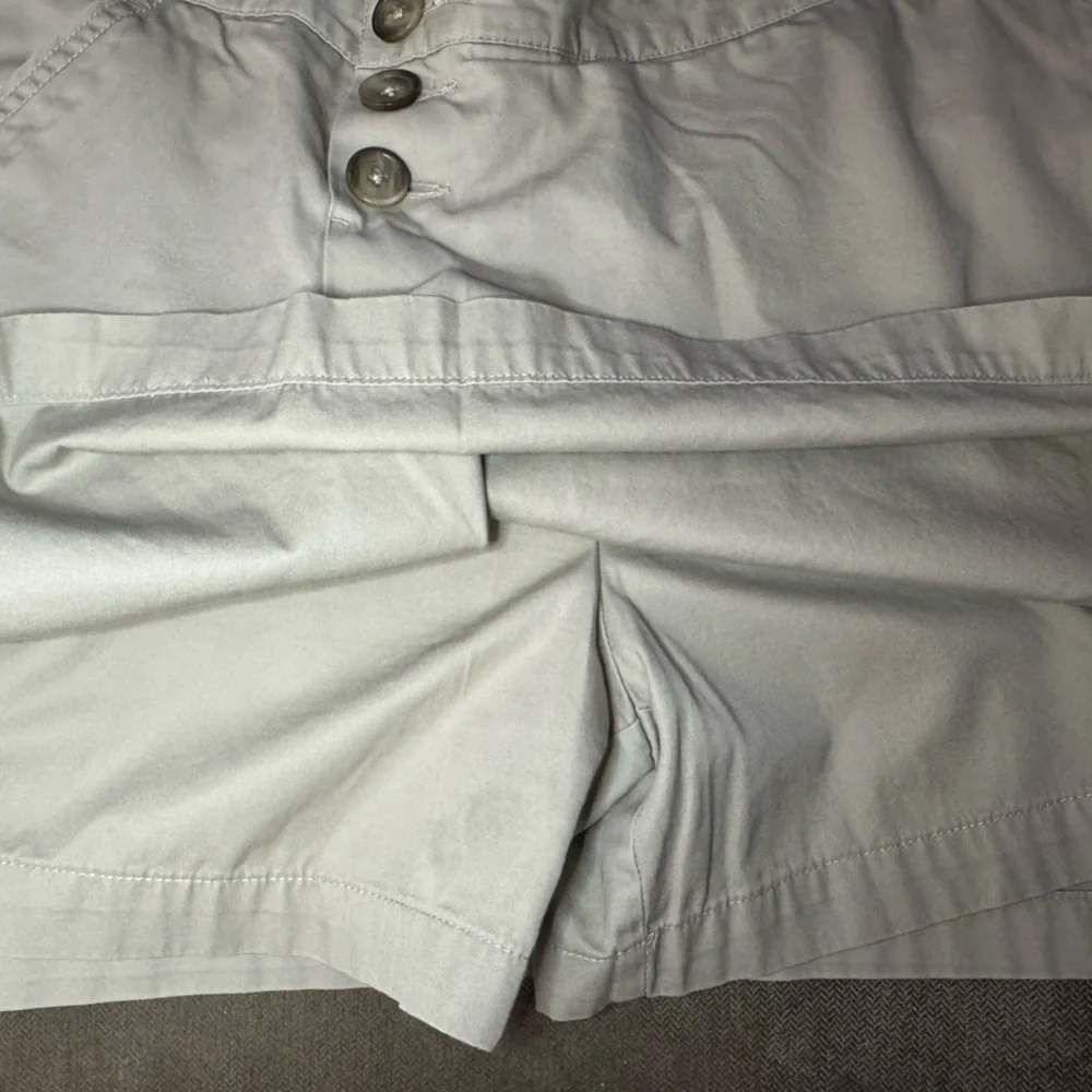 Lands' End Women's Light Khaki Skort with Buttons